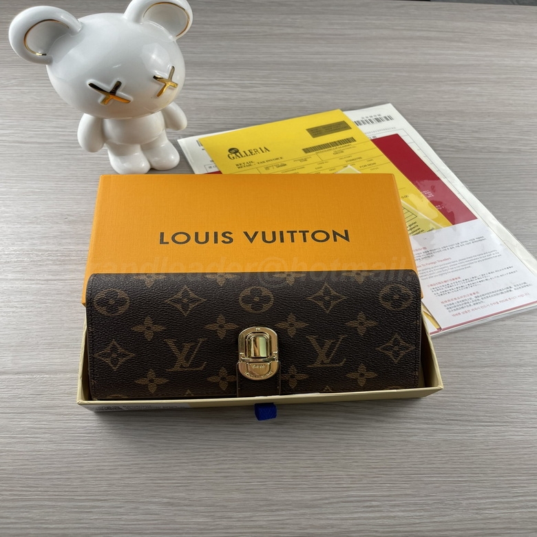 LV Wallets 100